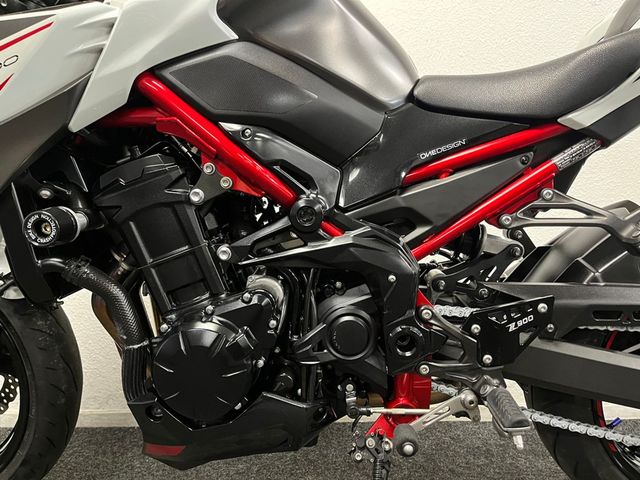 kawasaki - z900