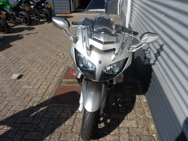 yamaha - fjr-1300