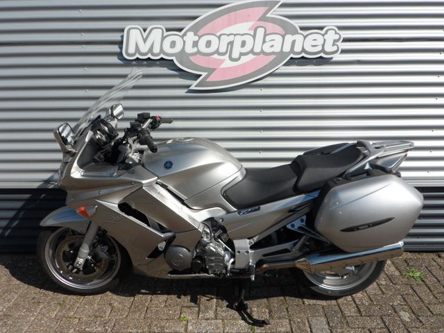 yamaha - fjr-1300