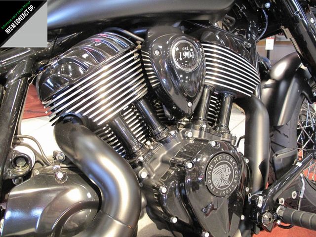 indian - chief-bobber-dark-horse