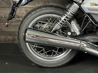 MOTO GUZZI V 7 SPECIAL – foto 4