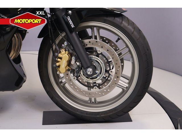 honda - cbf-600-s-abs