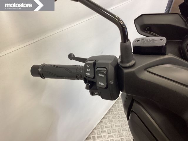 yamaha - x-max-300-tech-max