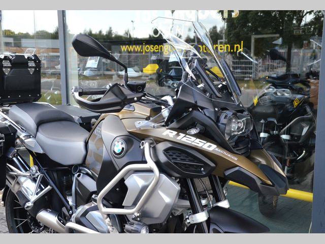 bmw - r-1250-gs-adventure