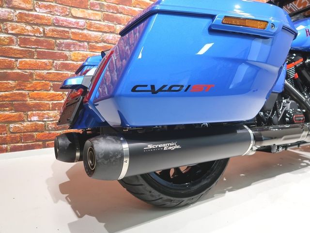 harley-davidson - cvo-street-glide-st-flhxstse