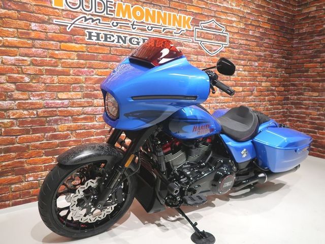 harley-davidson - cvo-street-glide-st-flhxstse