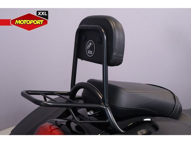 suzuki - intruder-c-1500-t