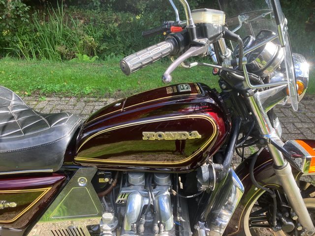 honda - gl-1100-goldwing