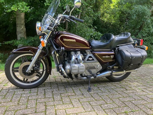 honda - gl-1100-goldwing
