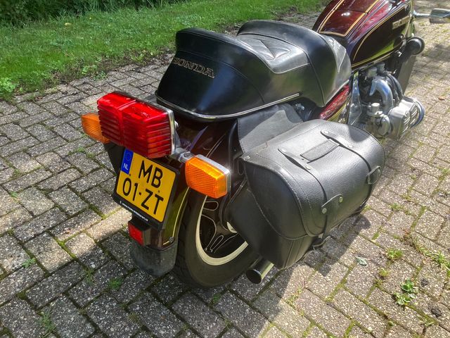 honda - gl-1100-goldwing