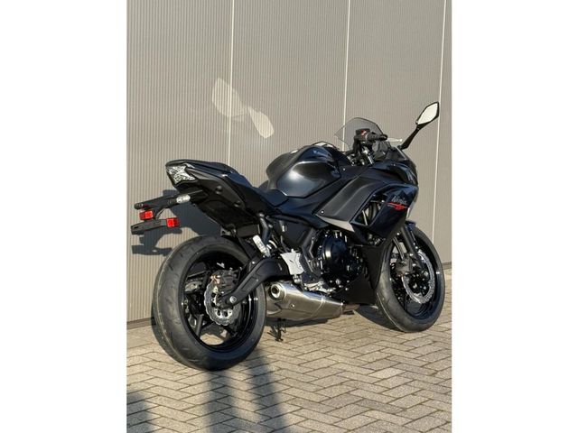 kawasaki - ninja-650