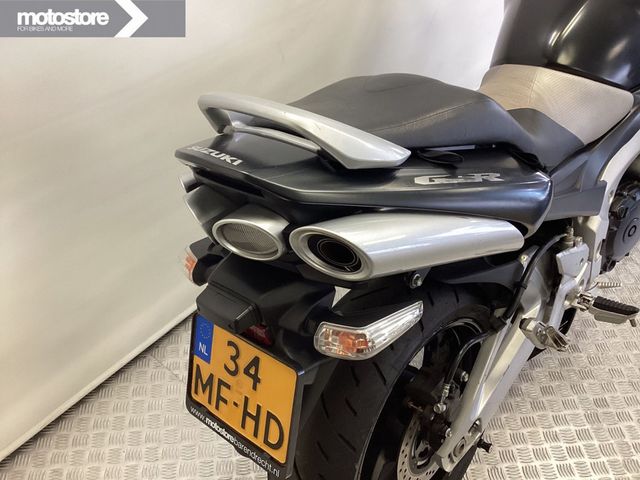 suzuki - gsr-600