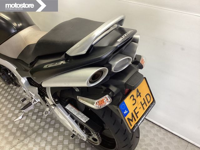 suzuki - gsr-600