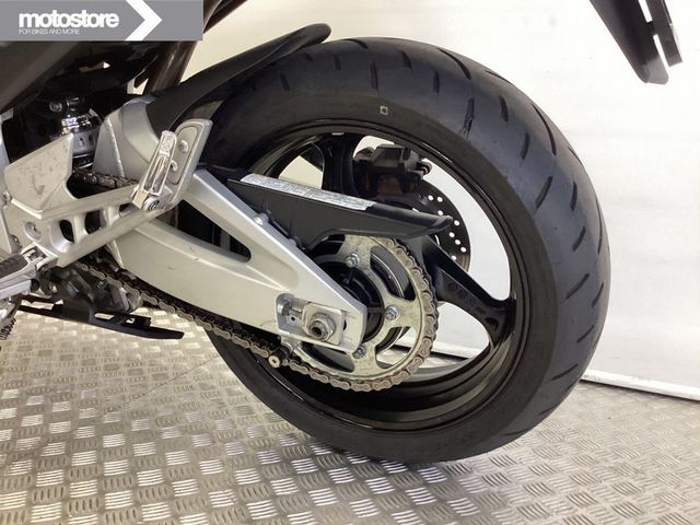 suzuki - gsr-600
