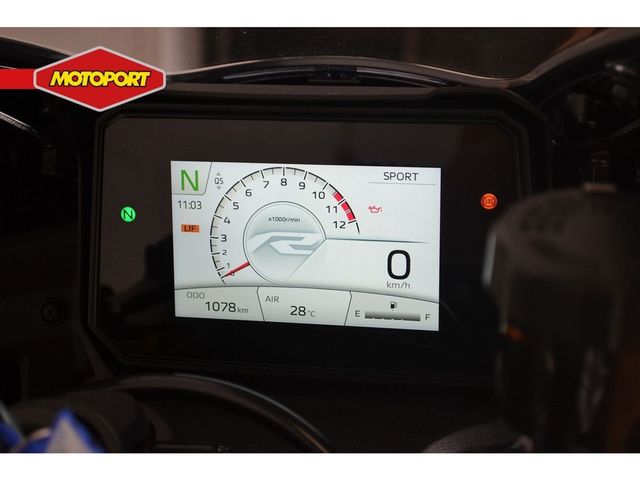 yamaha - r9