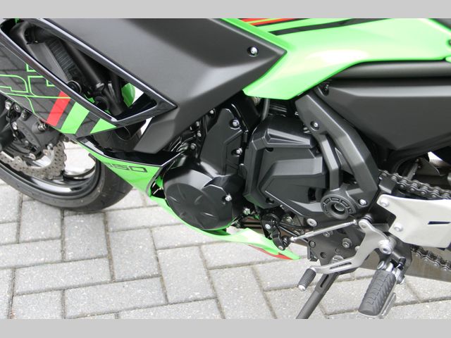 kawasaki - ninja-650-krt-edition