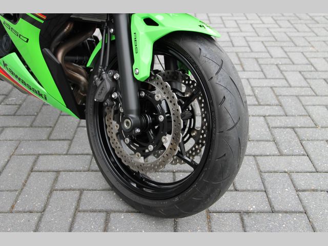 kawasaki - ninja-650-krt-edition