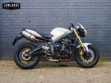 TRIUMPH STREET TRIPLE 675