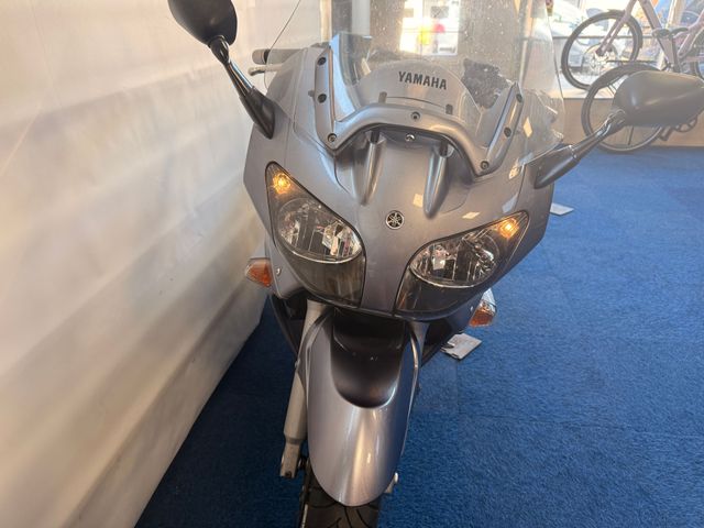 yamaha - fjr-1300