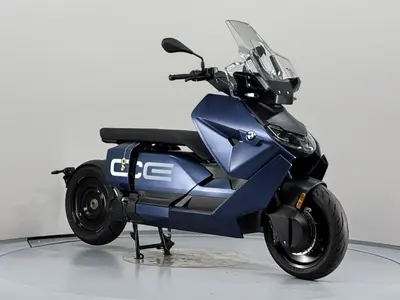 BMW CE 04 – foto 2