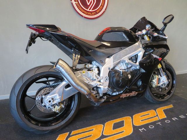 aprilia - rsv-4-r