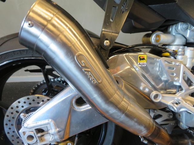 aprilia - rsv-4-r