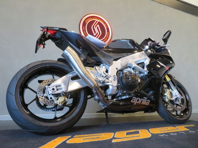 aprilia - rsv-4-r