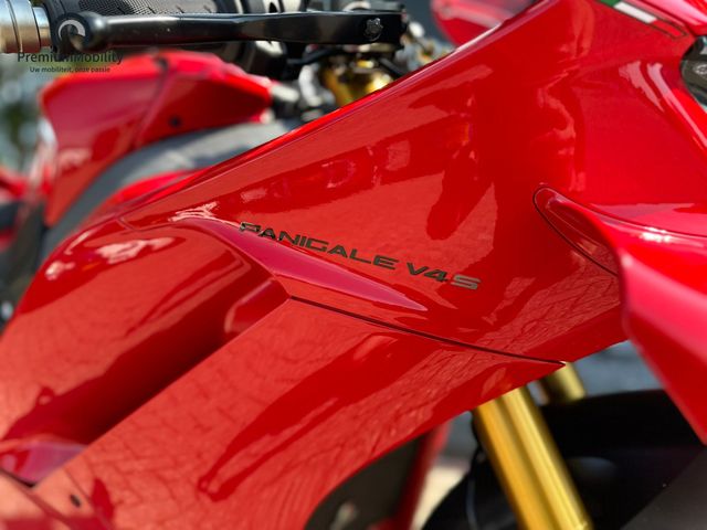 ducati - panigale-v4-s