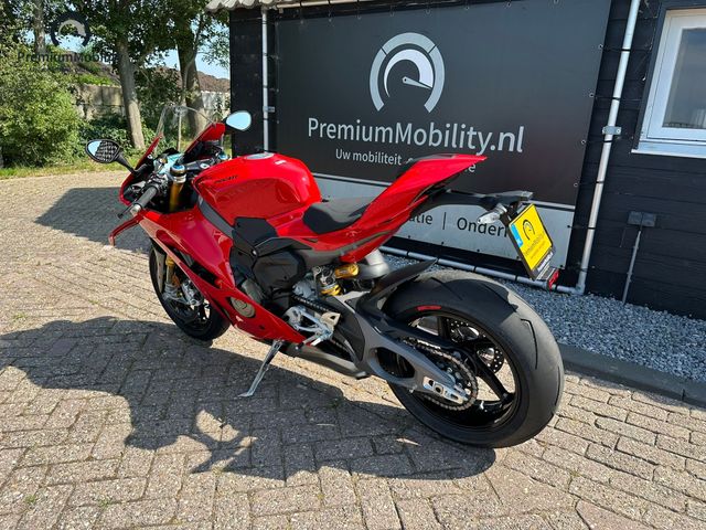 ducati - panigale-v4-s