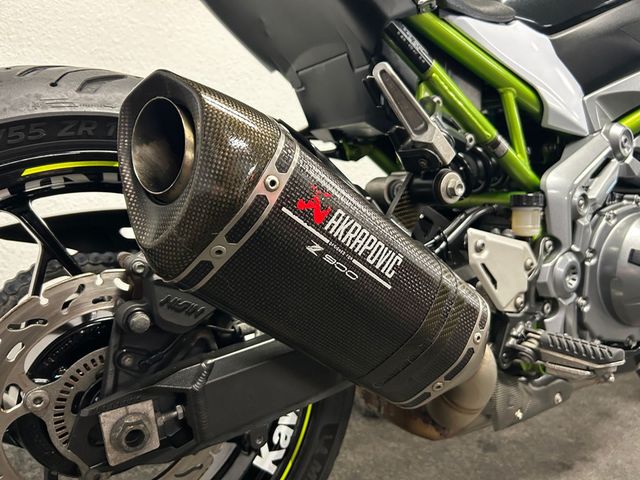 kawasaki - z900