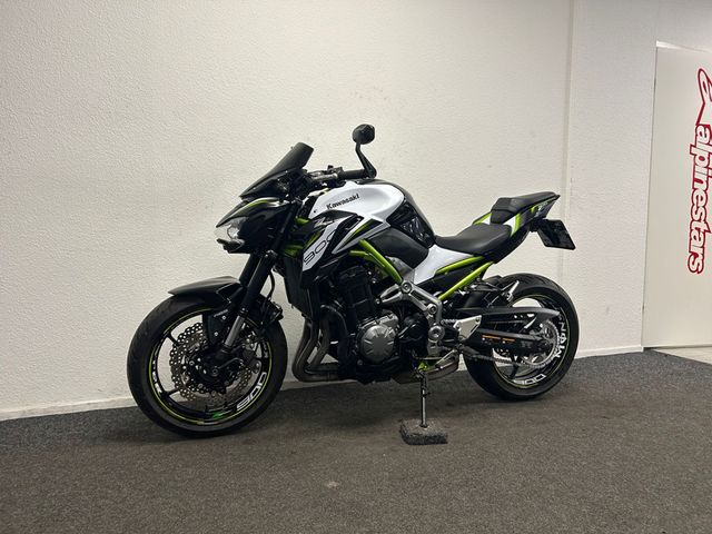 kawasaki - z900