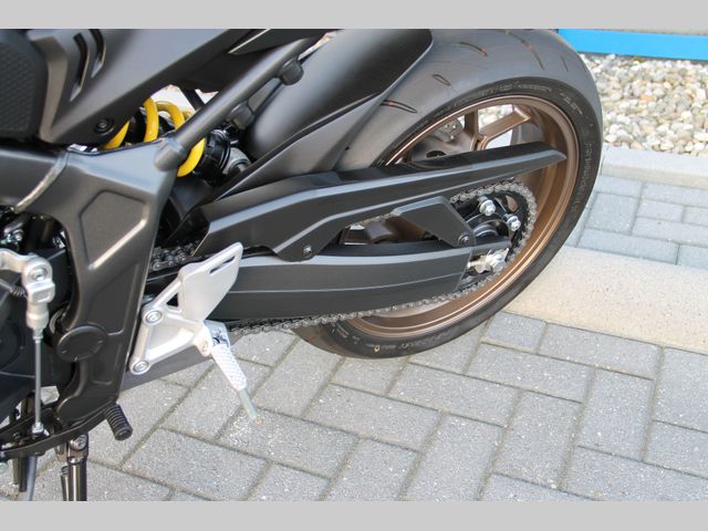 honda - cb-650-r-neo-sports-cafe