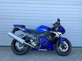 YAMAHA YZF R6