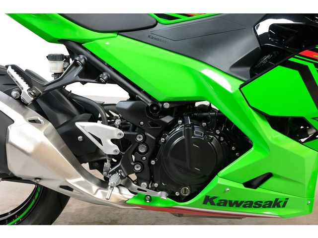kawasaki - ninja-400