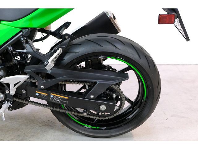 kawasaki - ninja-400