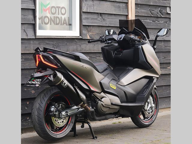 kymco - ak-550