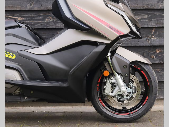kymco - ak-550