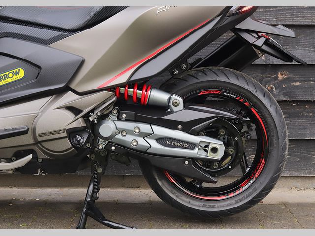 kymco - ak-550