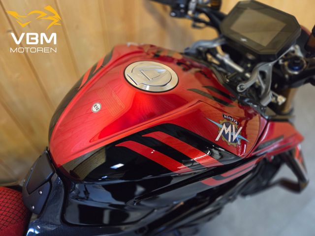 mv-agusta - rush-1000