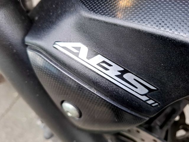 suzuki - sv-650-n-abs