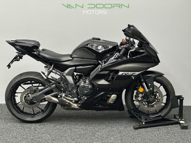 yamaha - r7