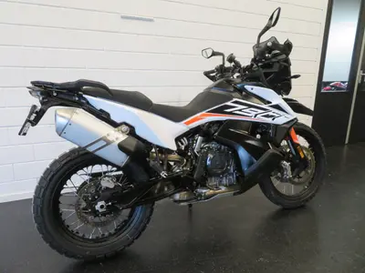 KTM 790 ADVENTURE – foto 3