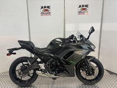 KAWASAKI NINJA 650