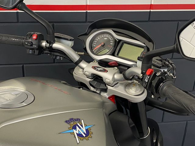 mv-agusta - brutale-1090