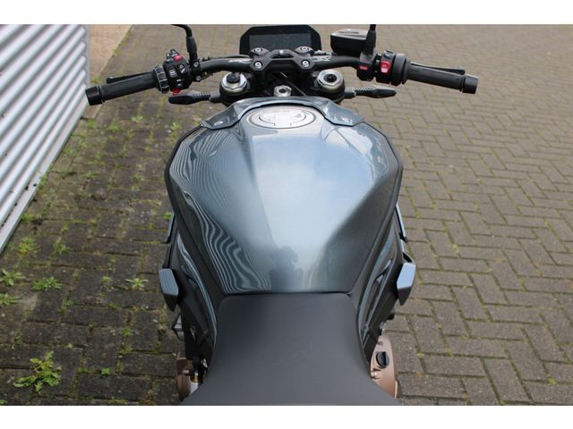bmw - s-1000-r