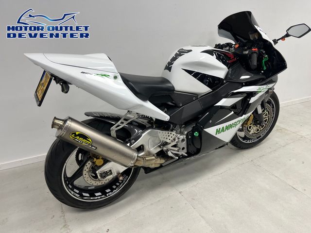 honda - cbr-900-rr-fireblade