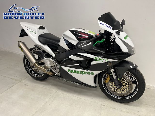 honda - cbr-900-rr-fireblade