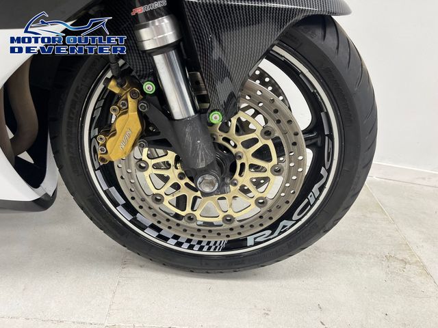 honda - cbr-900-rr-fireblade