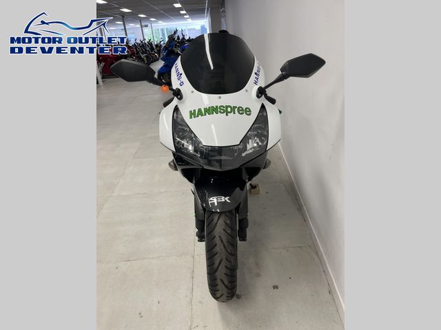 honda - cbr-900-rr-fireblade