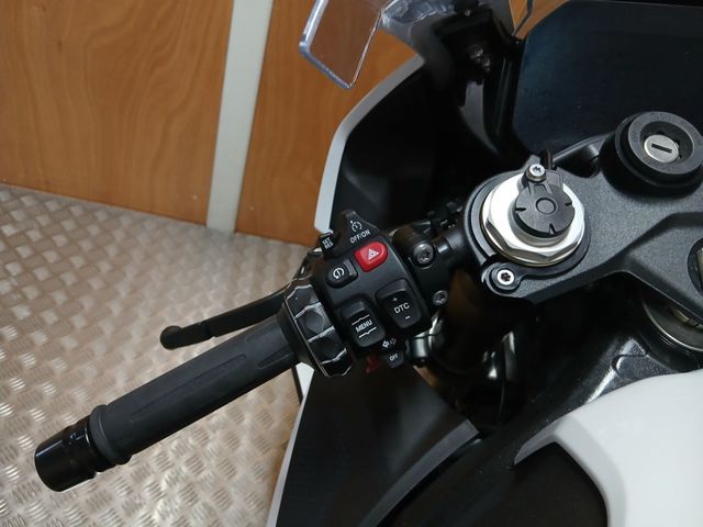 bmw - s-1000-rr